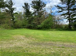 603 Englishman Hill Rd, Connellsville, PA 15425