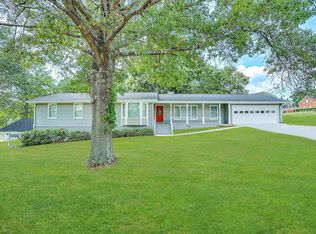 4395 Riverside Dr, Lilburn, GA 30047