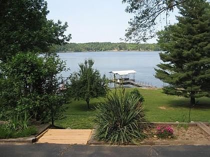 2nd image of 311 Bayview Dr