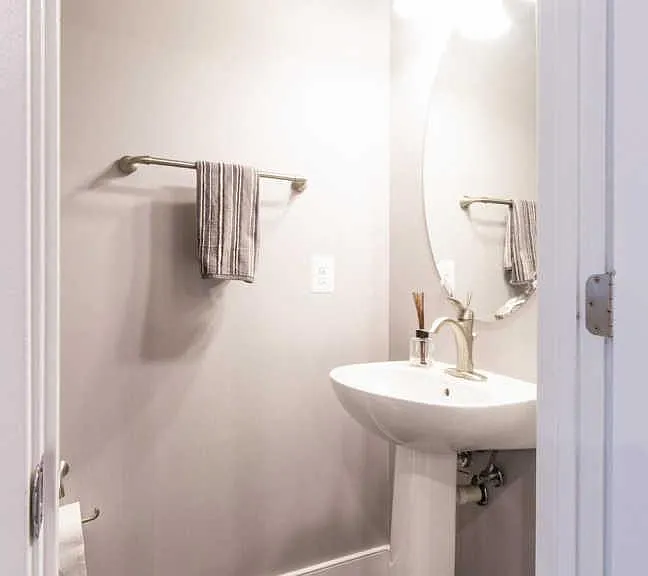2203 Richmond Hwy #101 — Photo 6