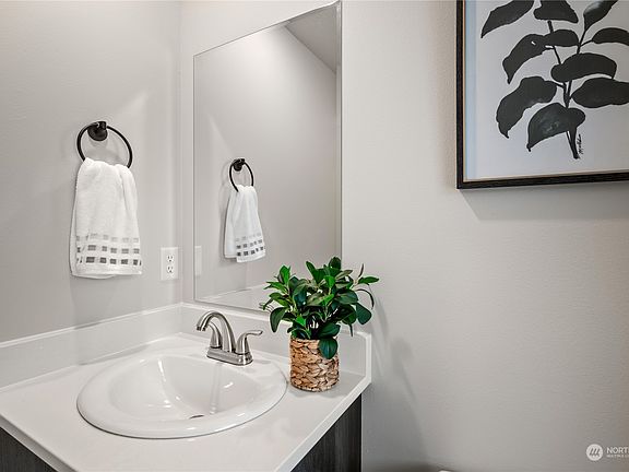 4th image of 9777 Vista Terrace