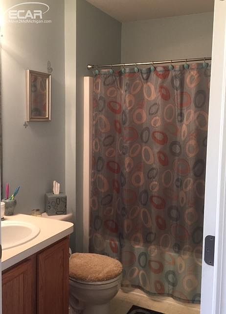 1st image of 5025 Meadow Crest Cir
