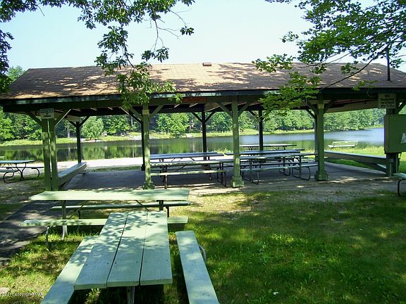 4th image of LOT 807 808 Lake Dr