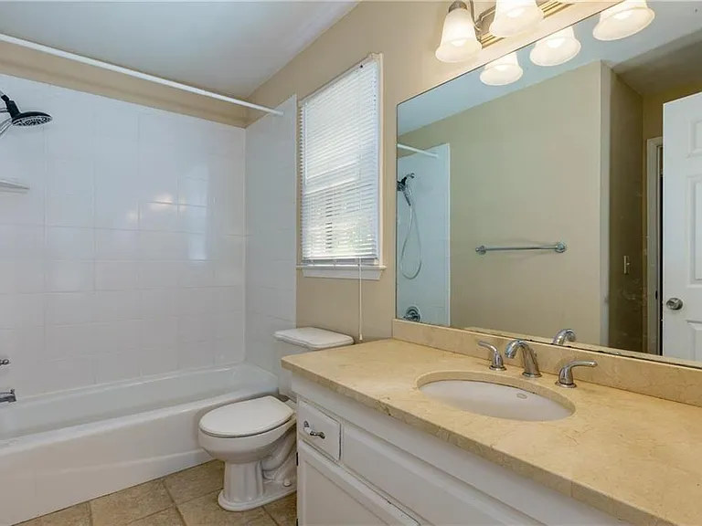 2890 Carrollton Ct — Photo 16