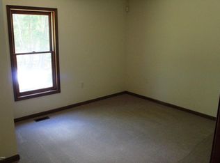 6109 Woodchuck Ln, East Stroudsburg, PA 18301