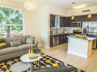 1280 NE 24th St APT 2215, Wilton Manors, FL 33305