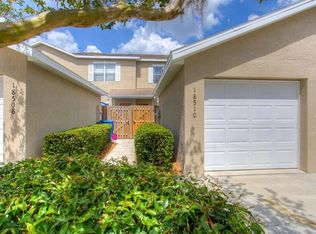 18510 Pebble Lake Ct, Tampa, FL 33647