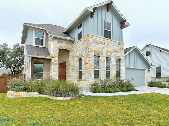 2nd image of 2209 Little Leaf Ln