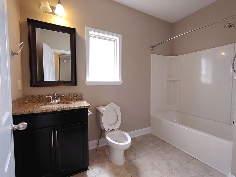 5001 Laughing Brook Ln — Photo 3