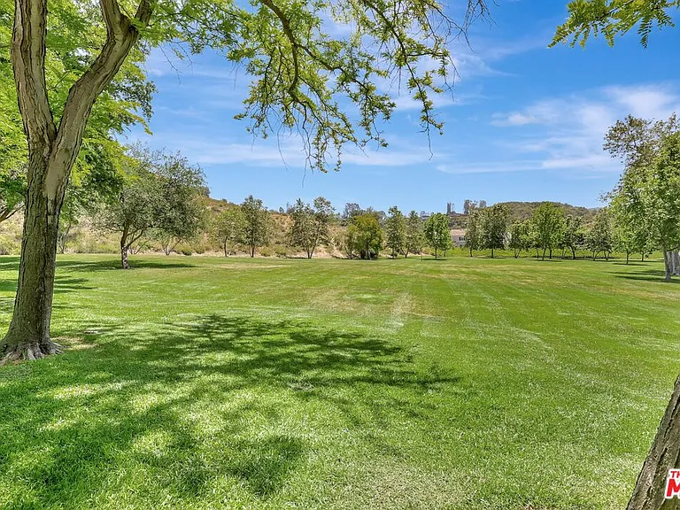 24701 Calle Conejo — Photo 86