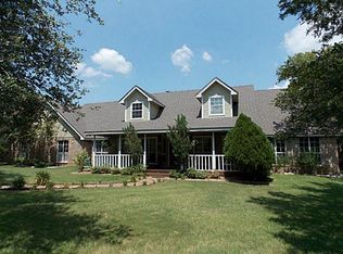 2555 Meadow Wood Rd, Granbury, TX 76048