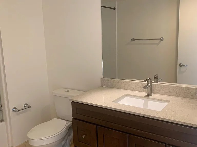 400 Beale St #1210 — Photo 29