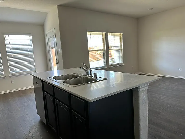 2312 Alamo Rd — Photo 10
