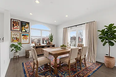 974 Summit Avenue, #406