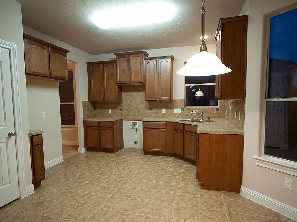 1st image of 24910 Oconee Dr