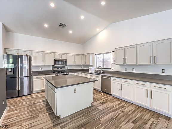 3rd image of 8900 Big Plantation Ave