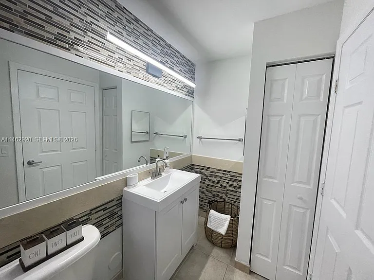 2069 S Ocean Dr #Townhouse 12 — Photo 13