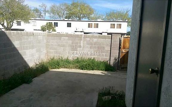 5th image of 6023 Vegas Dr