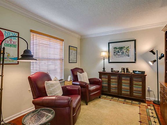 4th image of 12844 Winthrop Cove Dr