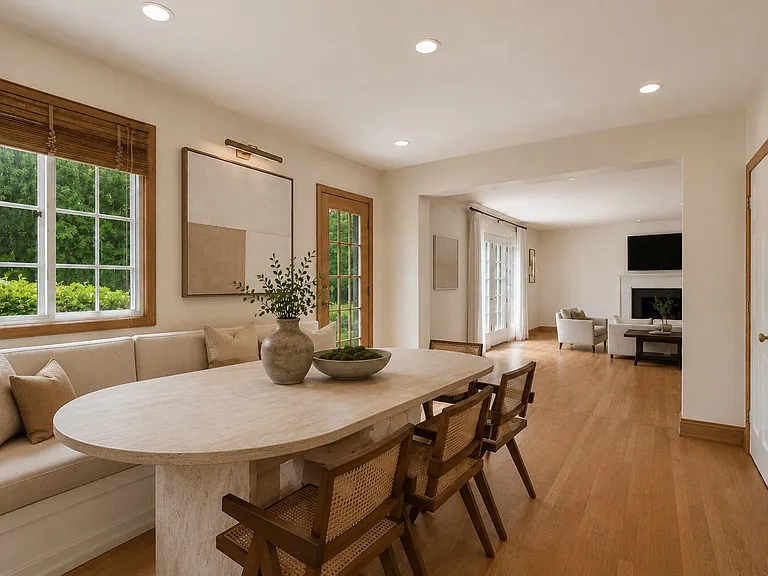 72 Hampton Rd — Photo 13