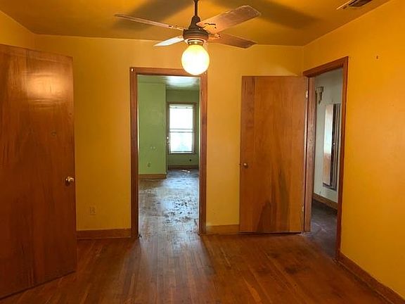 5th image of 1458 Park Ave