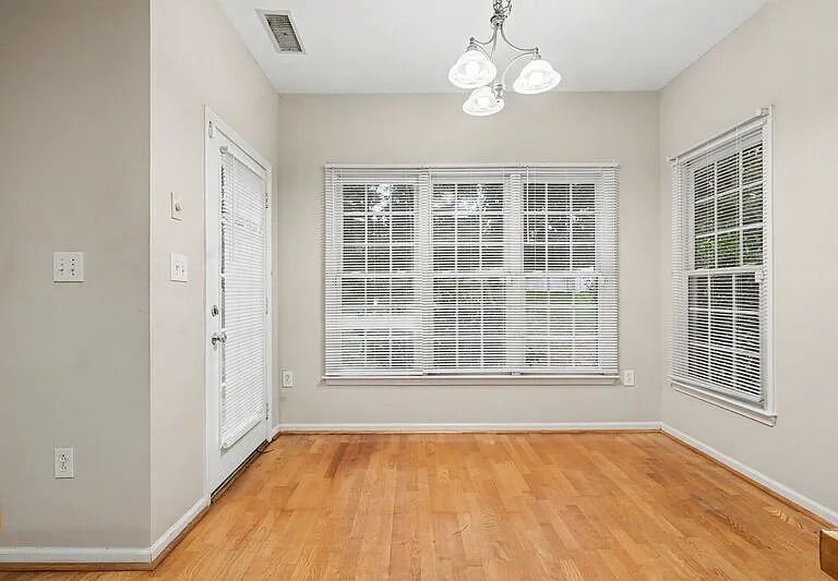 2549 Adonis Ct — Photo 20