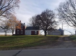 1307 Swan Lake Rd, Avon, IL 61415