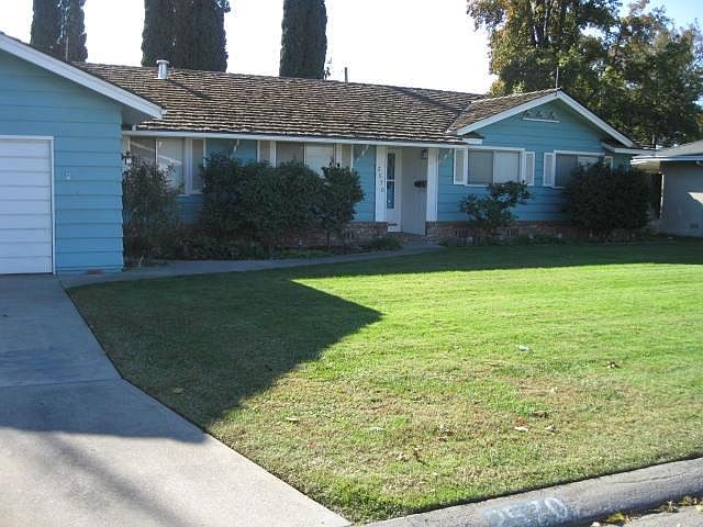 1st image of 2570 El Camino Dr