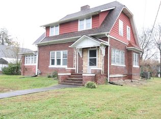2506 Underwood Pl, Knoxville, TN 37917
