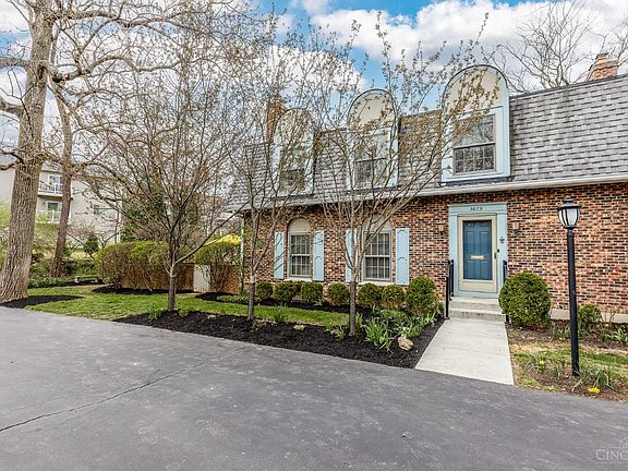 2nd image of 3675 Traskwood Cir