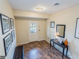 6220 Galleon Dr, Mechanicsburg, PA 17050