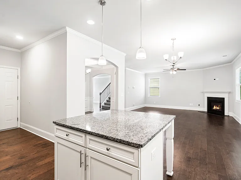 4350 Cordova Ln — Photo 7