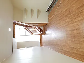 Rented by Roz Khan, LREB