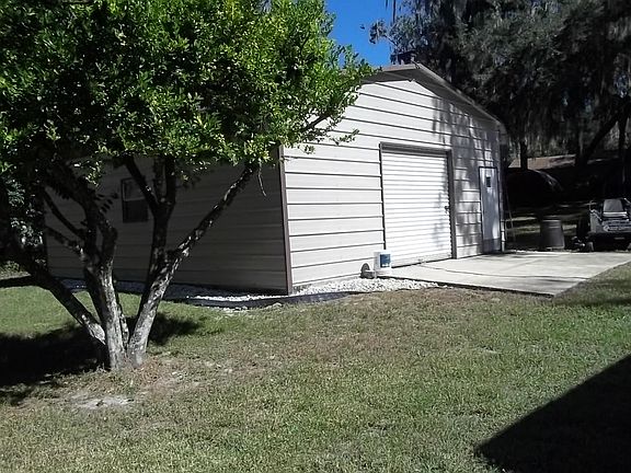 Work Shop/ Garage 24' x 26 .