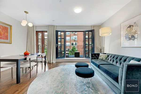 Rented by Bond New York | media 1