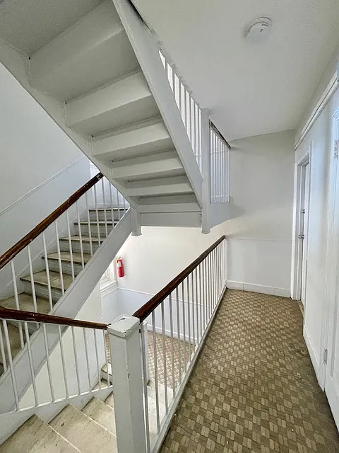 162 Park Ave — Photo 4