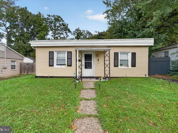 427 Carver Dr, Wilmington, DE 19801