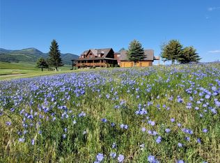 1060 Summit Dr, Gallatin Gateway, MT 59730