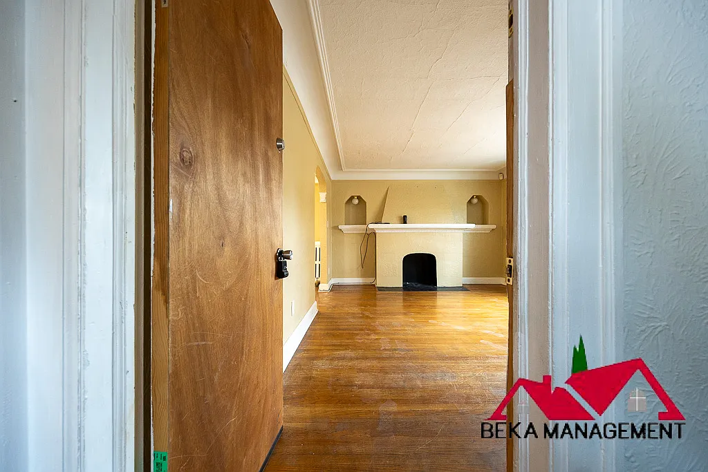 2 bed, 1000 sqft, $900 — Photo 4