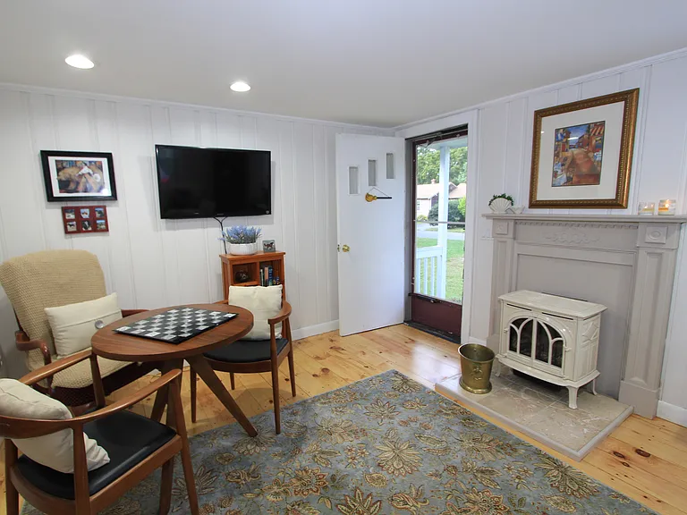 3 Fern Ave — Photo 5