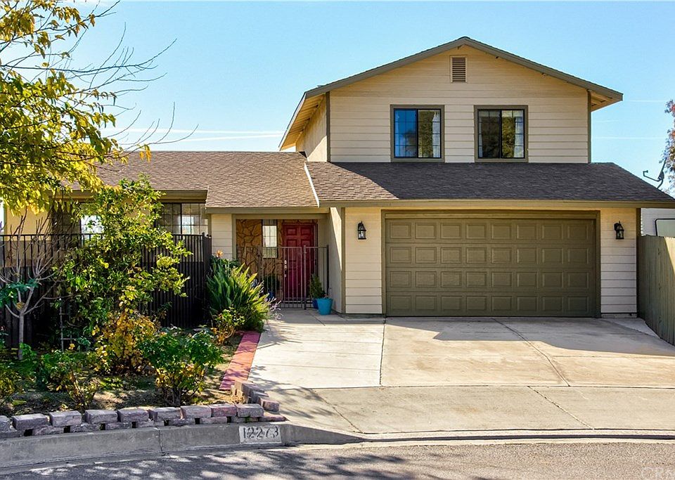1st image of 12273 Reseda Dr