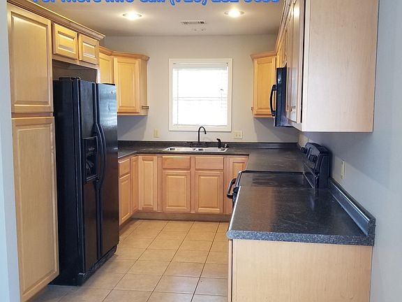 3rd image of 4720 Wildwood Ln