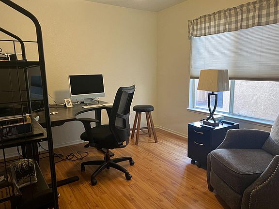 4th image of 1549 Barnum Ct