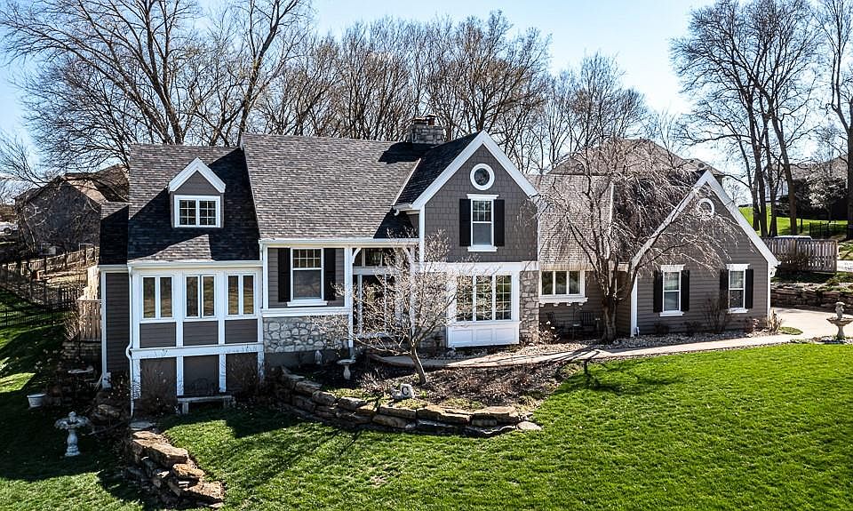 12615 Quail Hollow Dr, Kansas City, KS 66109 Zillow