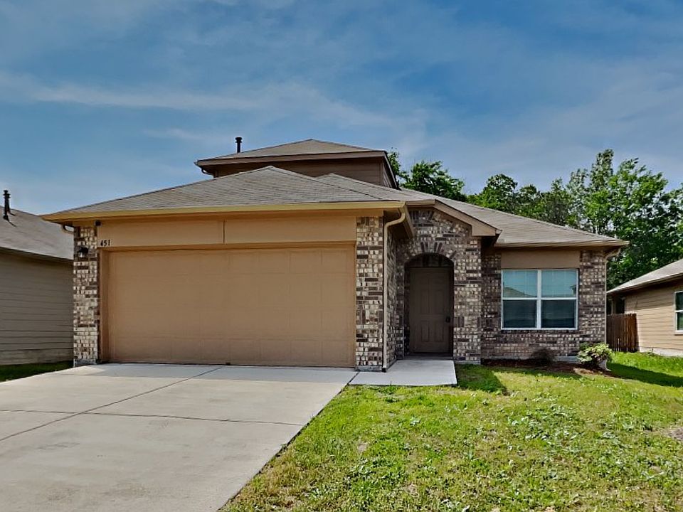 1st image of 451 Cibolo Creek Dr