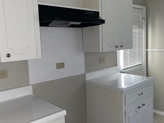 5th image of 248 Isabel St