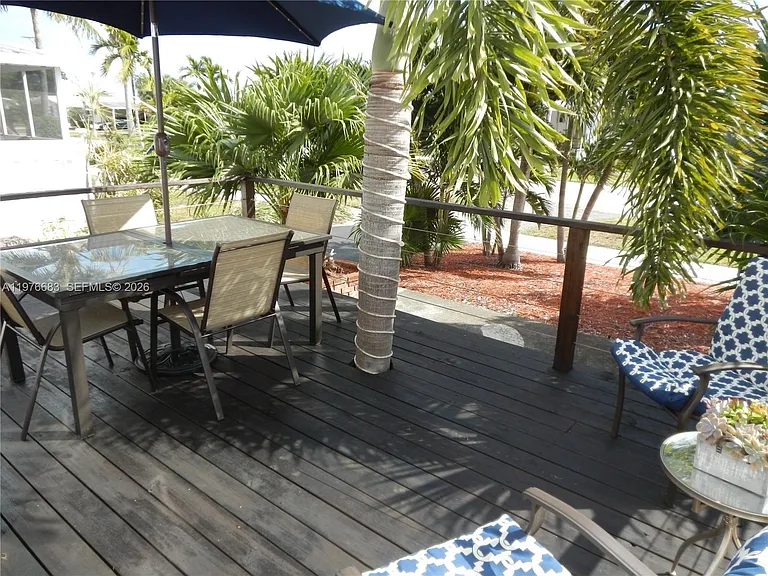 2461 SW 50th St #0 — Photo 14