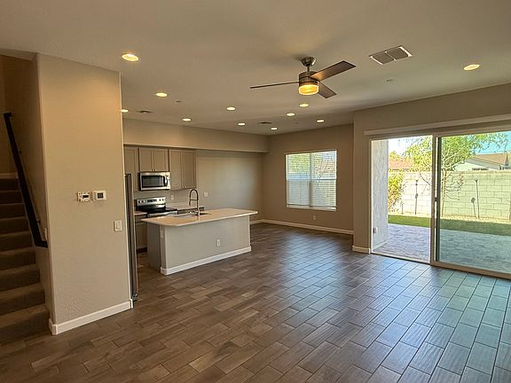 Living / Kitchen / Patio