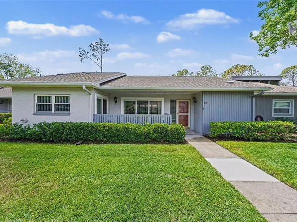 230 Balsam Dr, Oldsmar, FL 34677