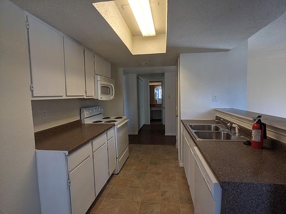 5th image of 7431 Holly Hill Dr APT 119